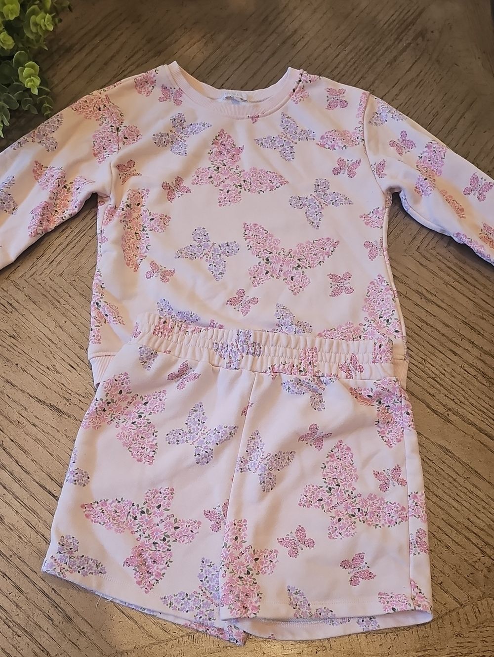 btween Pink Butterfly Floral Lounge Set Size 12